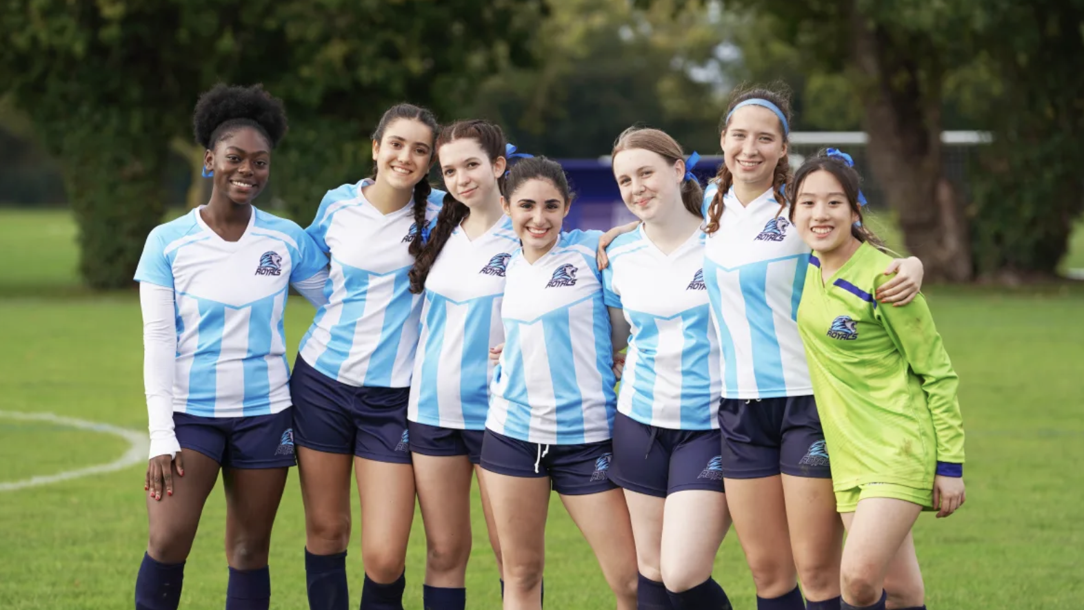 uczniowie w klasie TASIS England IB program uczniowie w klasie TASIS England IB program